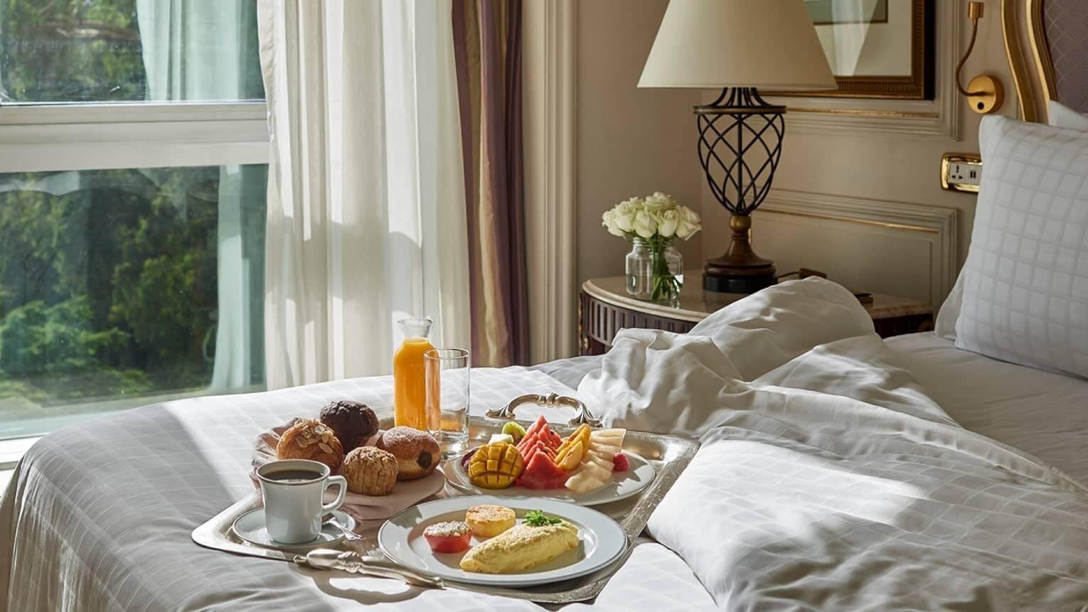 Four Seasons Cairo At The First Residence Giza Exteriér fotografie Room service