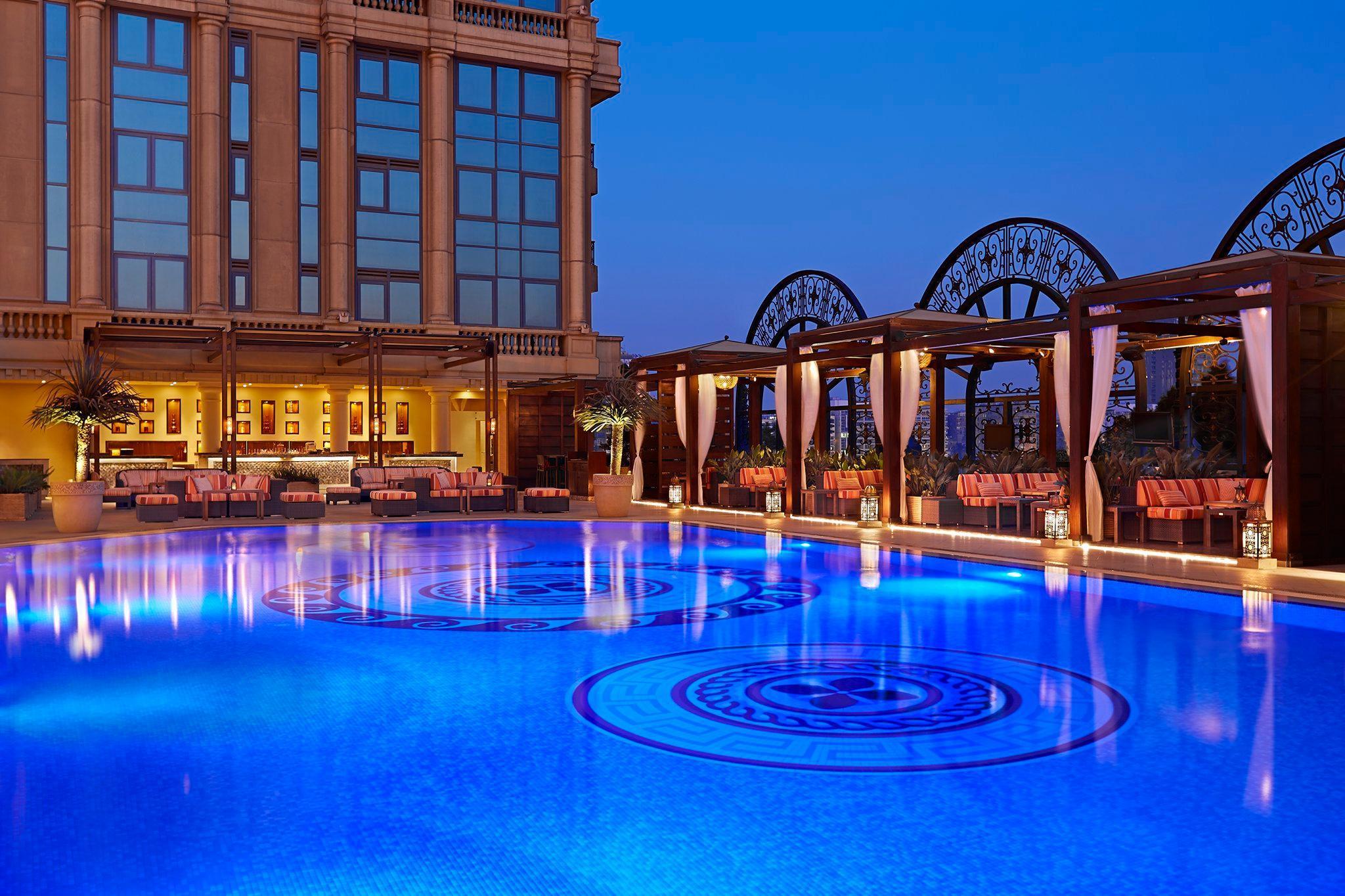 Four Seasons Cairo At The First Residence Giza Exteriér fotografie The pool at the St. Regis Dubai